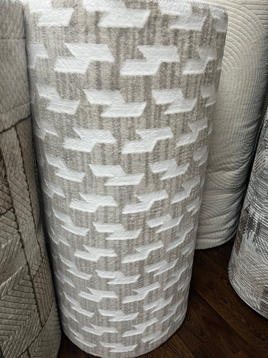 Tapis sur mesure "éclair stylisé" Ardasia