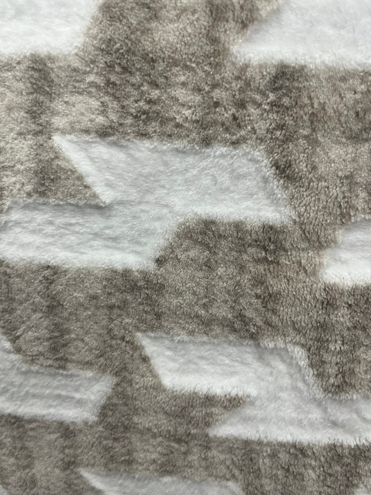 Tapis sur mesure "éclair stylisé" Ardasia