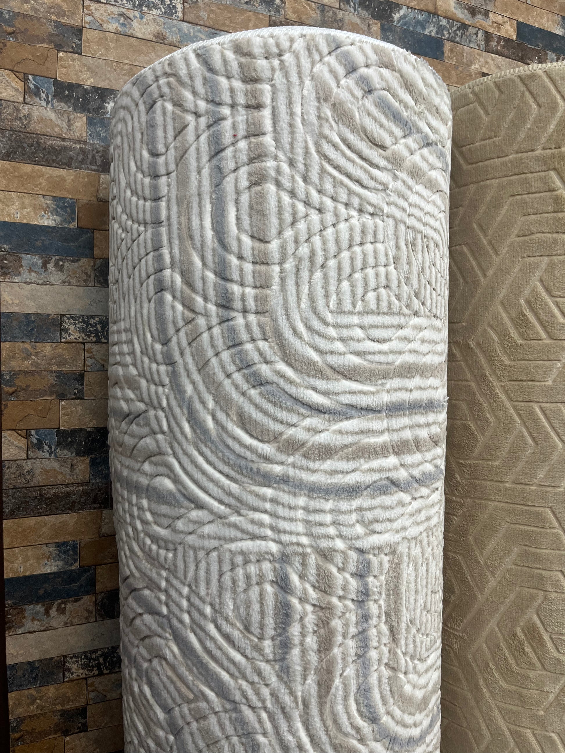 Tapis sur mesure "arc et vague" Ardasia