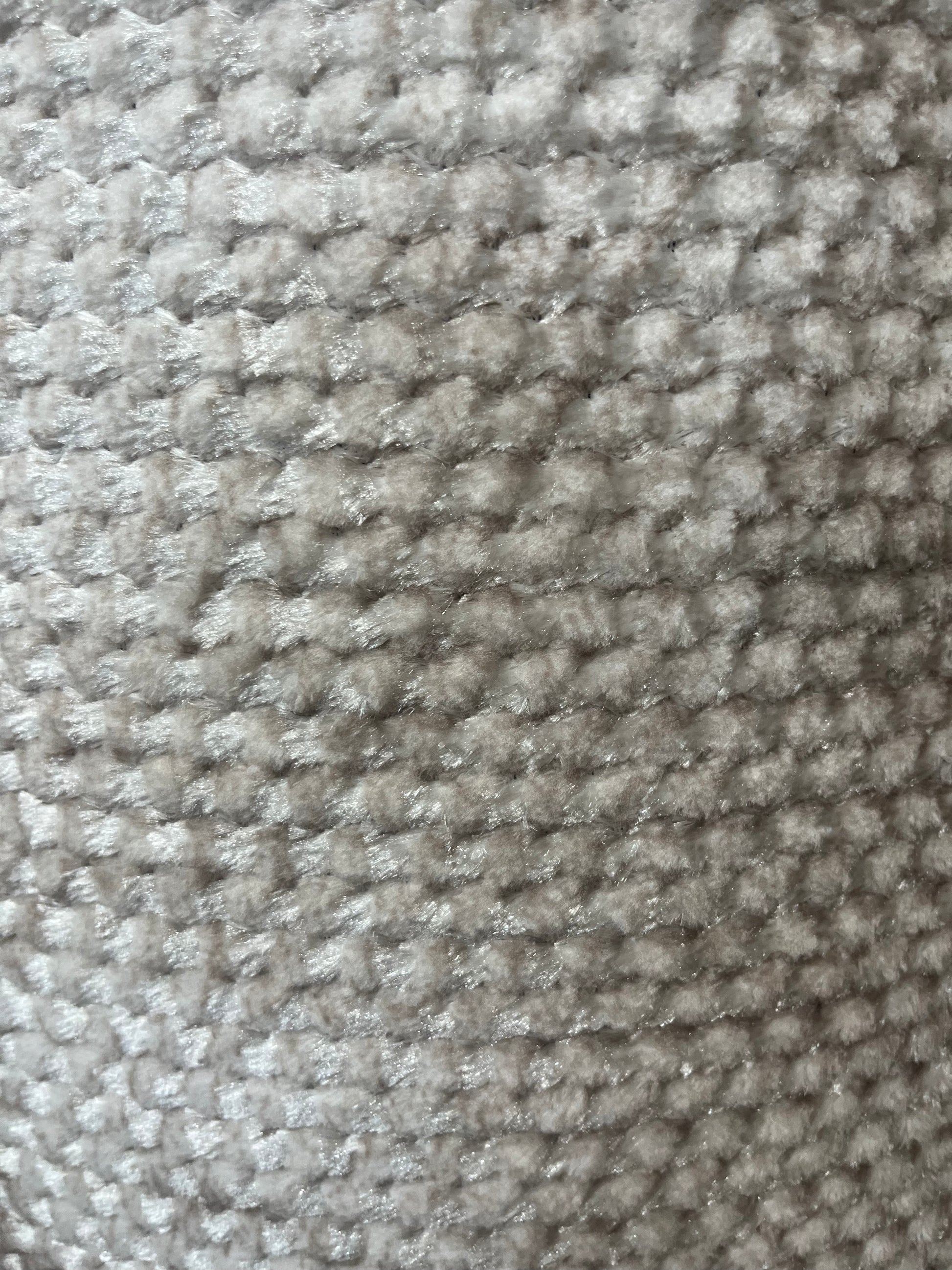 Tapis sur mesure "écaille rose" Ardasia