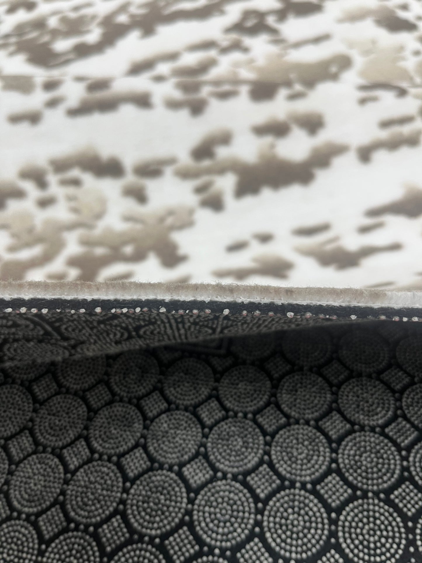 Tapis sur mesure " soft tigré beige" Ardasia