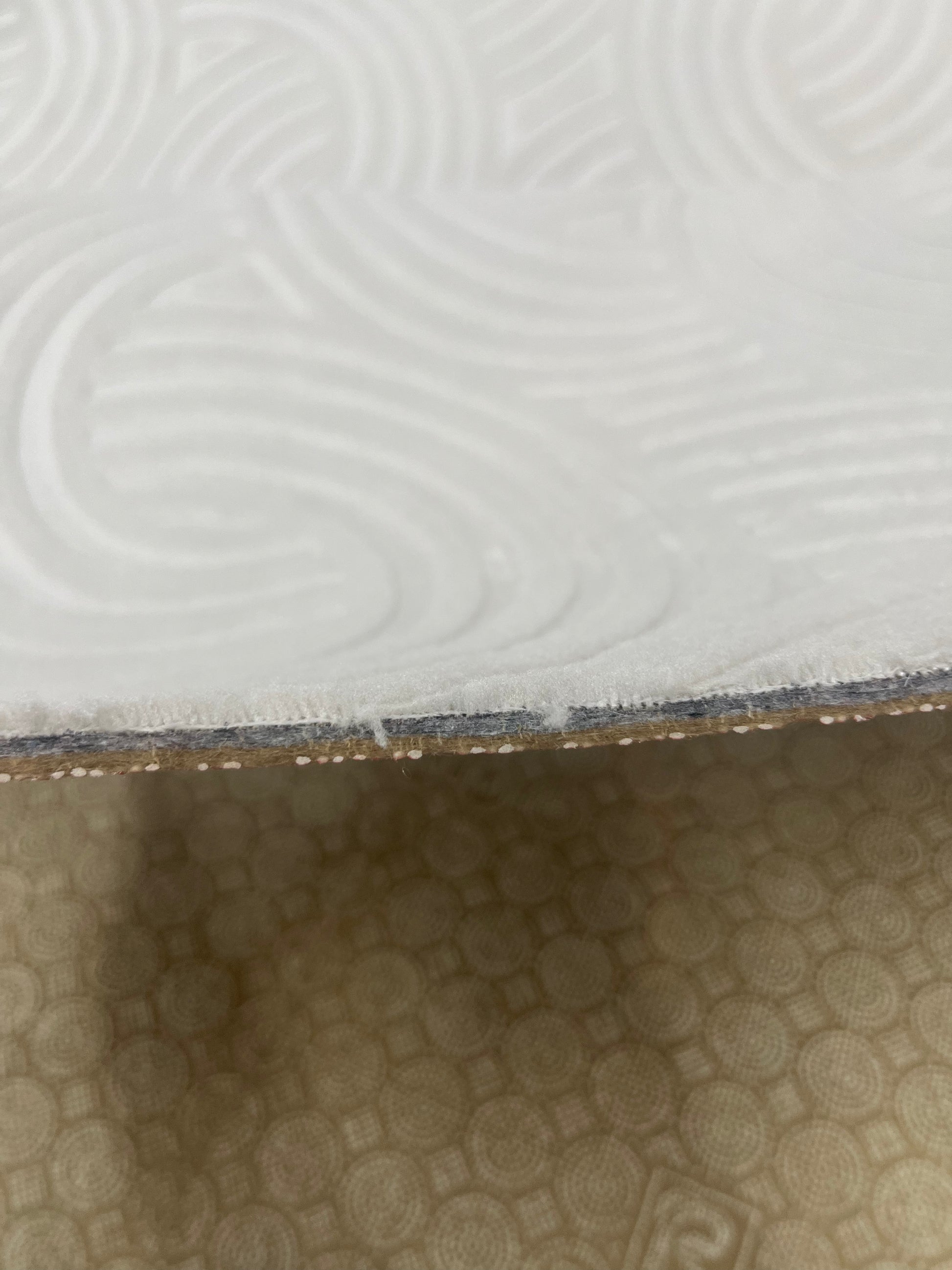 Tapis sur mesure " AR crème " Ardasia