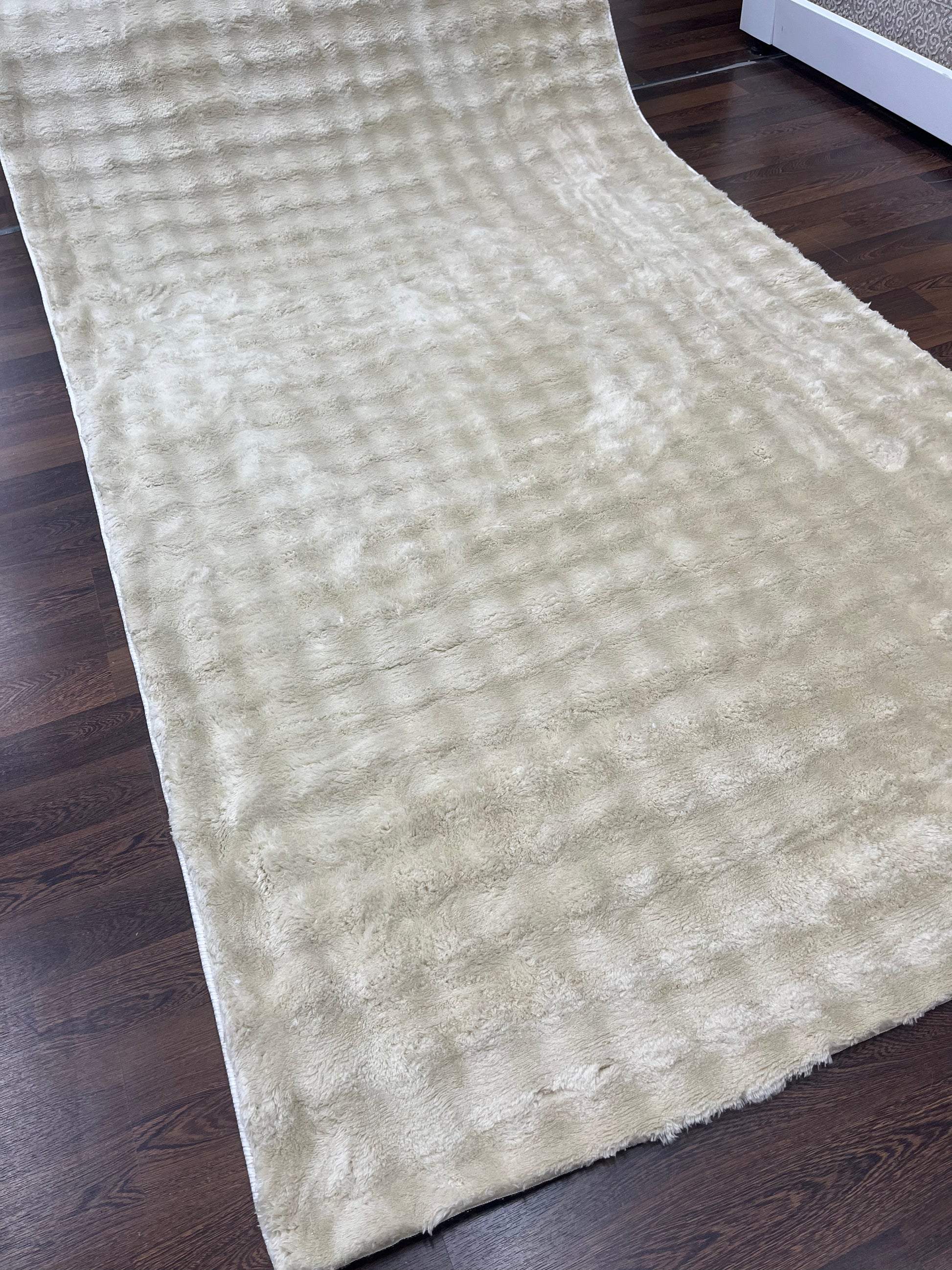Tapis sur mesure " Shaggy bubble beige" Ardasia
