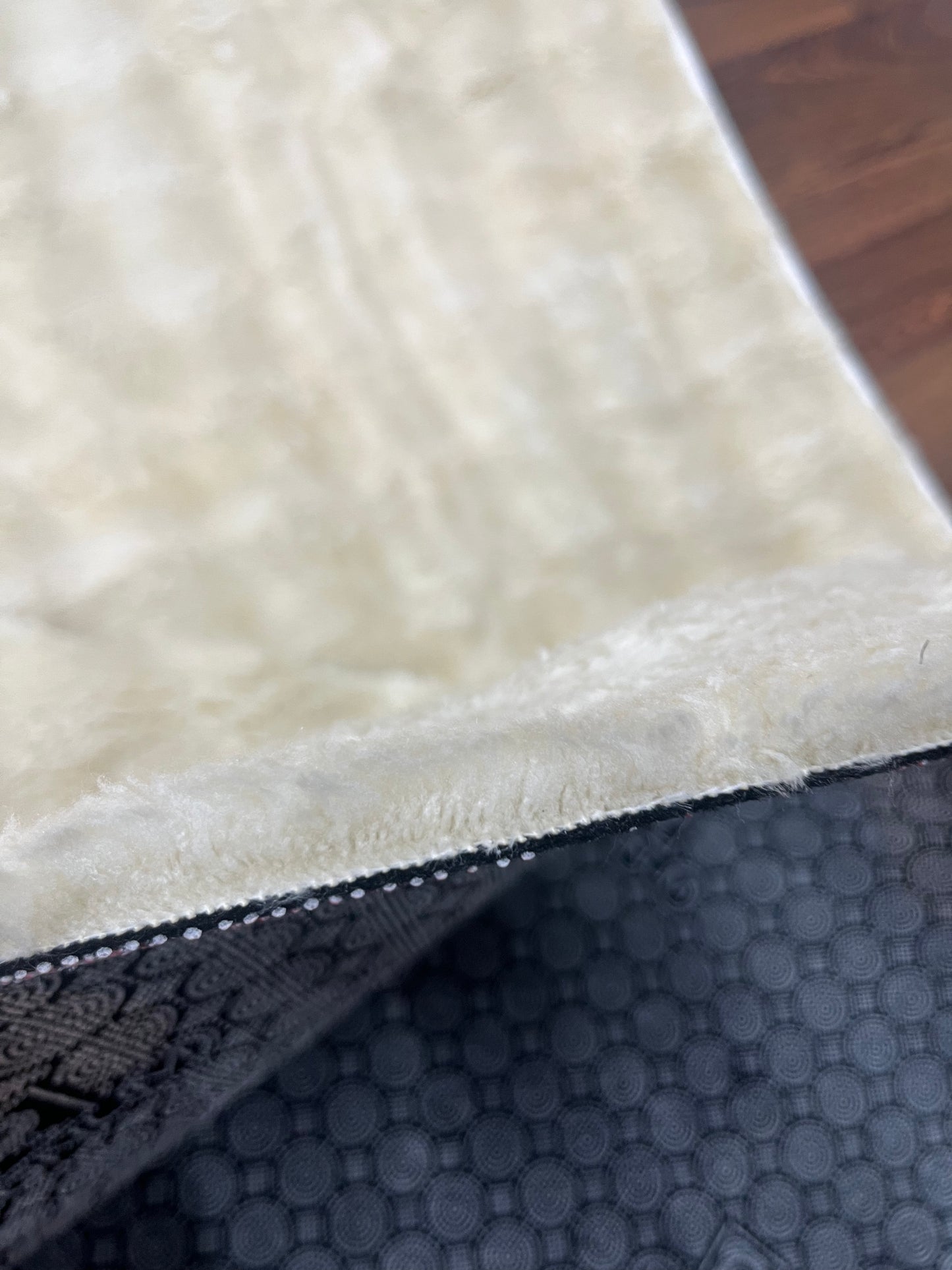 Tapis sur mesure " Shaggy bubble beige" Ardasia