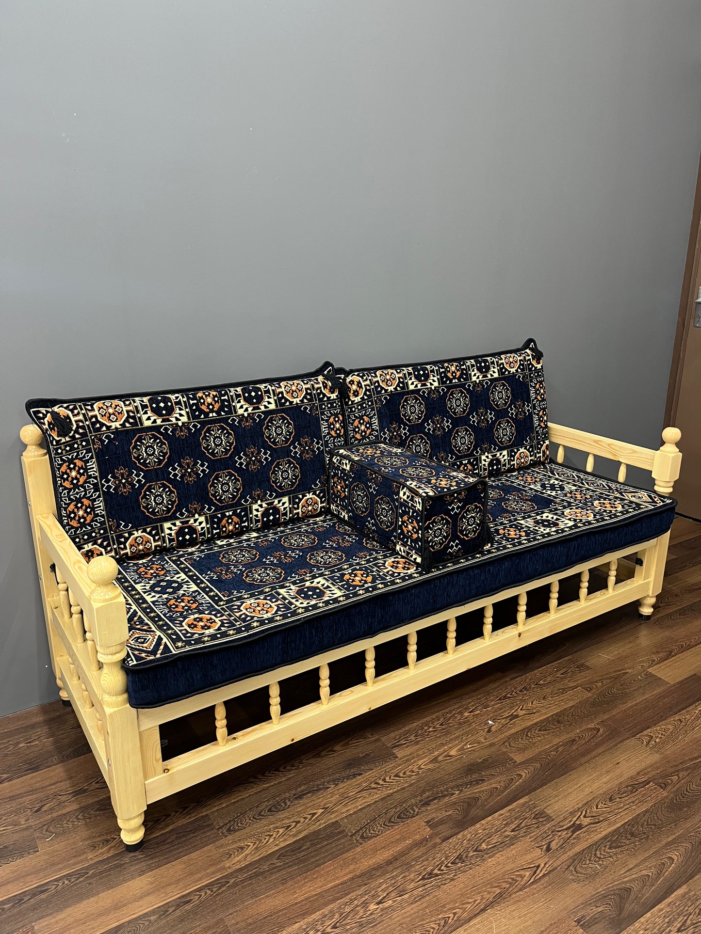 Ensemble salon traditionnel " AFGAN bleue nuit " Ardasia