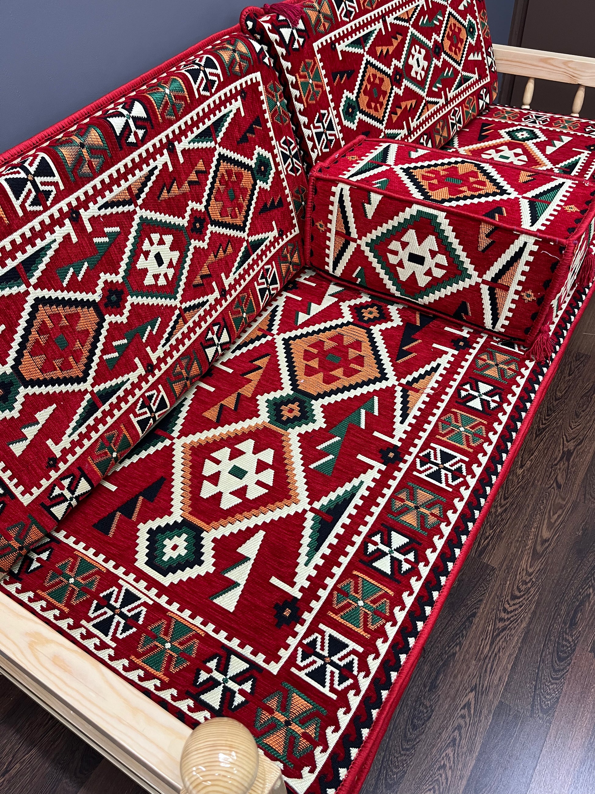 Ensemble salon traditionnel "ANADOLU rouge" Ardasia