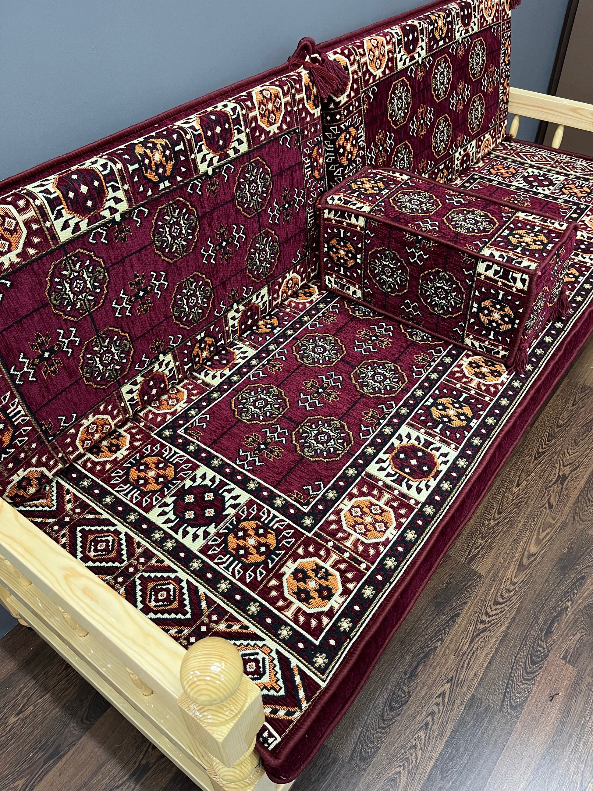 Ensemble salon traditionnel " AFGAN Bordeaux " Ardasia